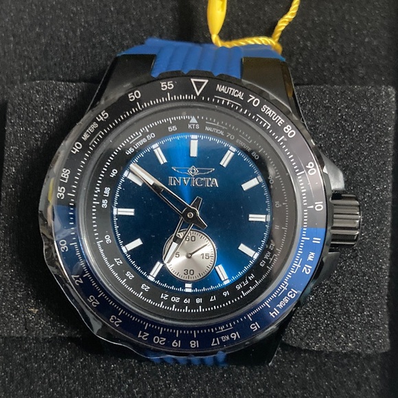 Invicta Aviator
Men 50mm Stainless Steel Black Blue dial VD78 Quartz 49300 - Picture 2 of 7